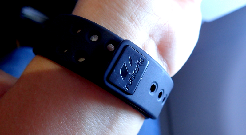 Illustration for article titled Runtastic Orbit Hands-On: A Fitness Tracker With a Few New Tricks